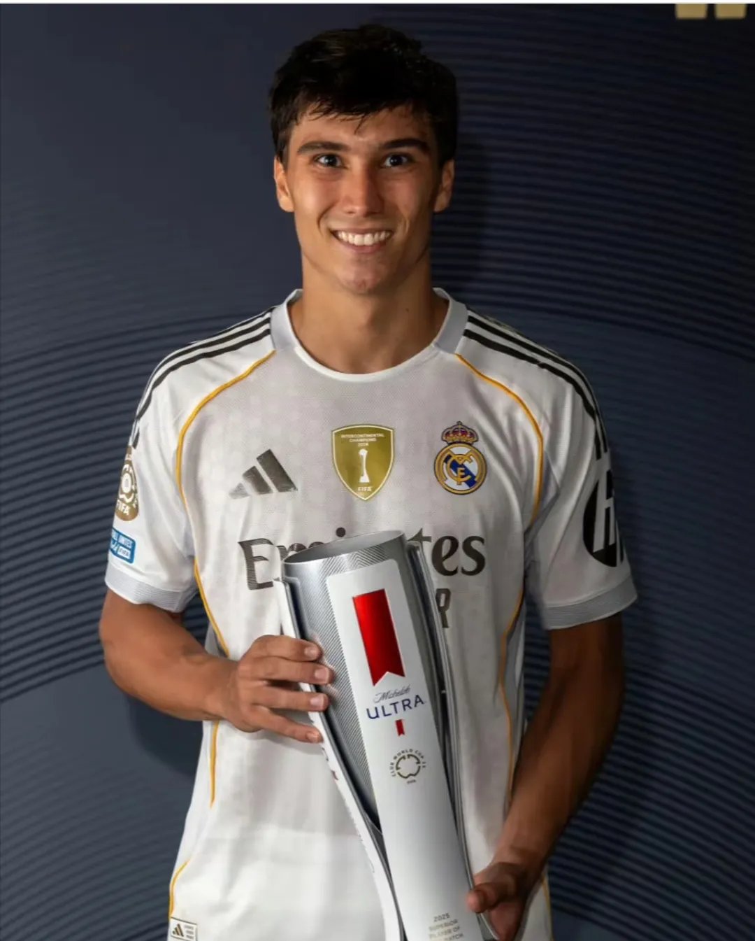 加时末段欧冠传出新动向，皇家马德里官宣签约，管理层表态：气氛紧张，控场能力受关注(9月16日晚皇家马德里最新消息)