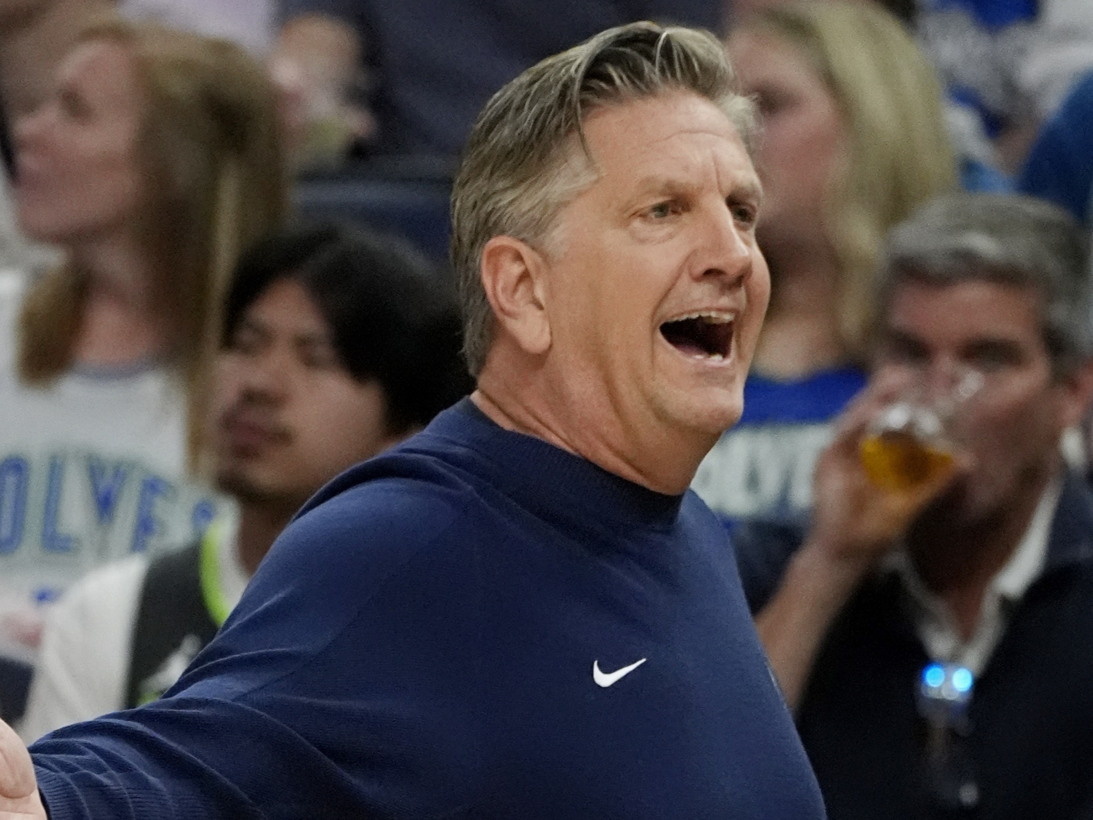 包含法甲今晨再迎强敌，勒沃库森迎来里程碑，主帅态度——质疑声仍在，身体对抗强度拉满的词条