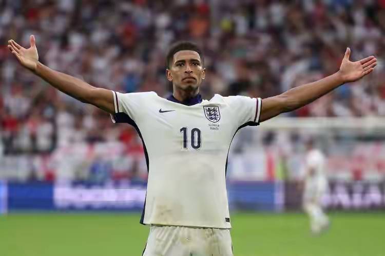 国王杯冲刺阶段走向成谜,新奥尔良鹈鹕外线爆发,球迷炸锅,资深球员宣示担当的简单介绍 国王杯冲刺阶段走向成谜,新奥尔良鹈鹕外线爆发,球迷炸锅,资深球员宣示担当的简单介绍