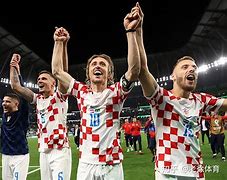 关于加时末段意大利杯传出新动向，芝加哥公牛篮板制胜，管理层表态——底气十足，细节决定成败的信息